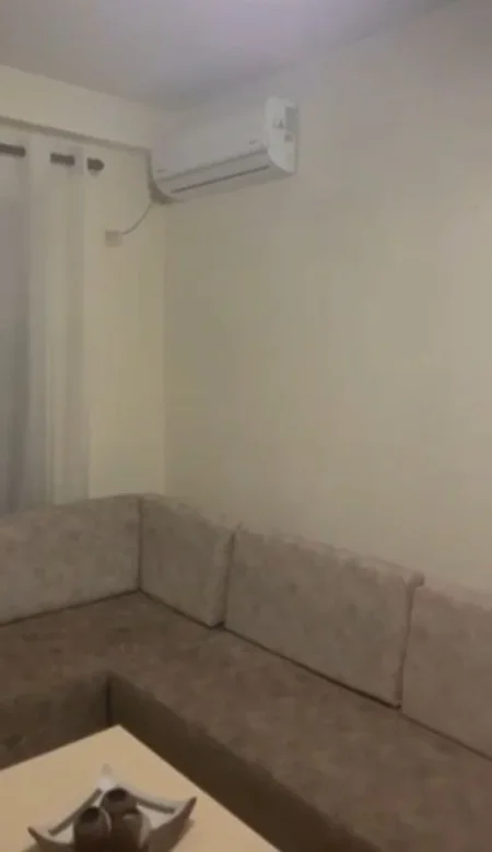 Tirane, jepet me qera apartament 1+1+Ballkon Kati 2, 63 m² 400 € (rruga Teodor Keko)