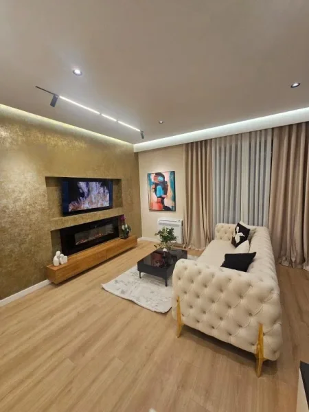 Tirane, shitet apartament 2+1+Aneks+Ballkon Kati 3, 107 m² 275.000 € (Pazari i ri)