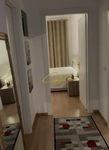 Tirane, shitet apartament 1+1 Kati 8, 190 m² 135.000 € (ASTIR)