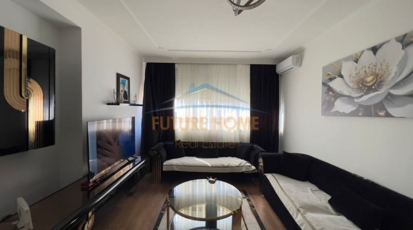 Tirane, shitet apartament 2+1+Ballkon Kati 10, 89 m² 155.000 € (Porcelan)