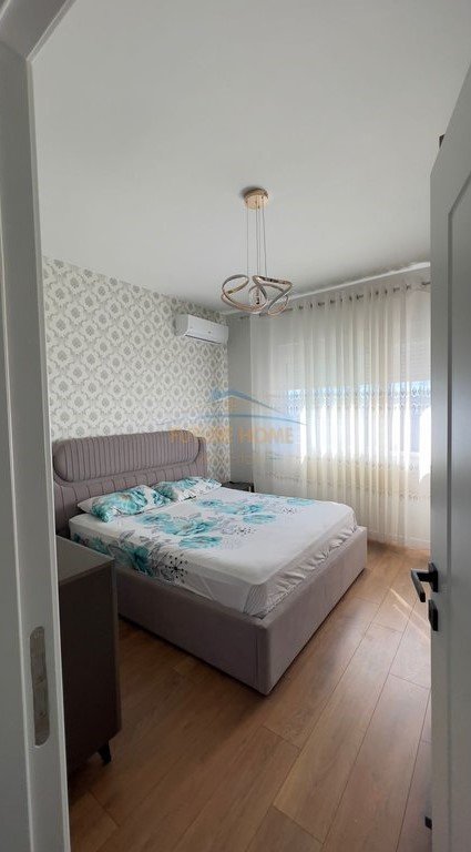 Tirane, shitet apartament 2+1+Ballkon Kati 10, 89 m² 155.000 € (Porcelan)