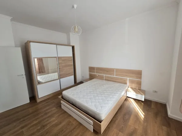 Durres Plazh, shitet apartament 2+1 Kati 1, 65 m² 76.000 € (Plazh)