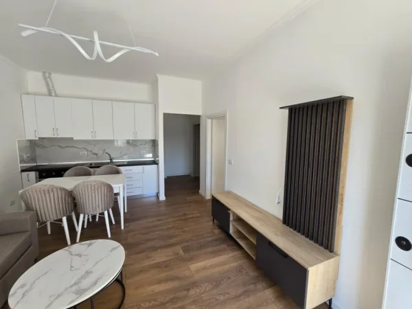 Durres Plazh, shitet apartament 2+1 Kati 1, 65 m² 76.000 € (Plazh)