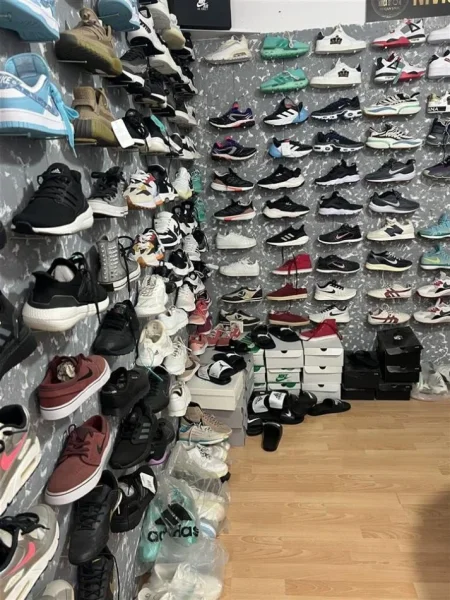 Tirane, 7000€ fillo punen! okazion Shitet biznesi veshje sportive me cmim nen kosto