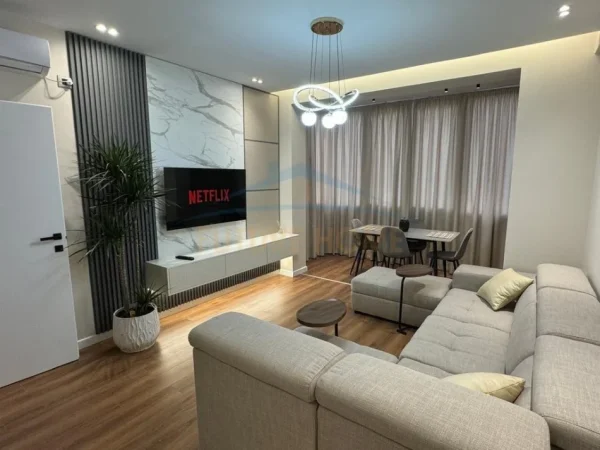 Plazh Hekurudha, shitet apartament 1+1 Kati 8, 54 m² 129.000 € (Durres)