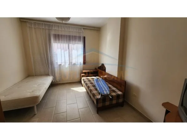 Rruga Kasem Durrësi, shitet apartament 2+1+Ballkon Kati 7, 124 m² 145.000 € (Durres)