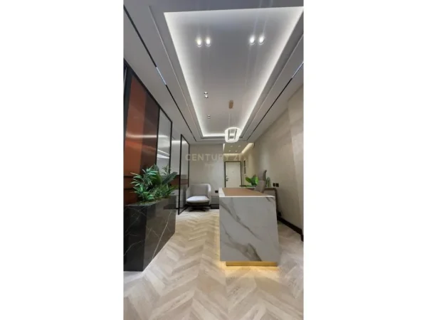 Tirane, jepet me qera zyre Kati 1, 92 m² 1.500 € 