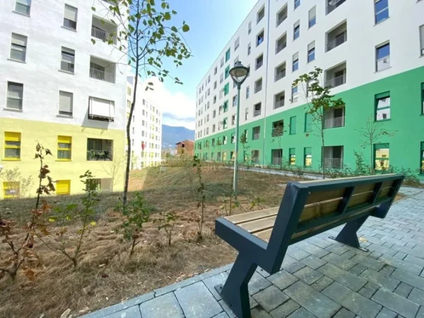 Tirane, shitet apartament 1+1+Ballkon Kati 5, 69 m² 100.000 € (Ali Demi)