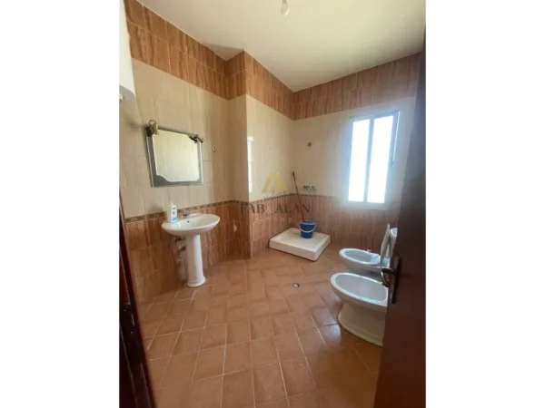 Tirane, shitet apartament 2+1 Kati 7, 78 m² 115.000 € (Fresku, rruga e Thesarit)