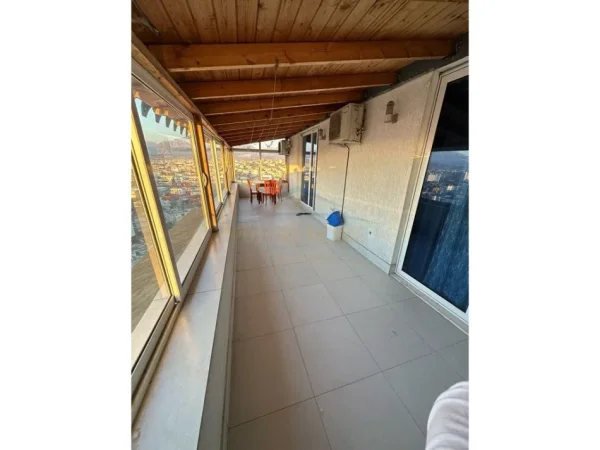 Tirane, shitet apartament 2+1+Ballkon Kati 10, 113 m² 120.000 € (Institut)