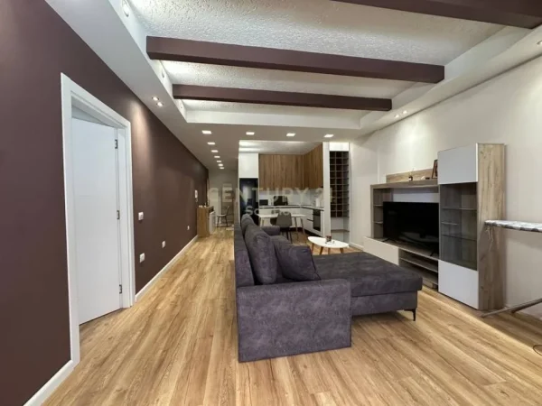 Tirane, shitet apartament 1+1 Kati 3, 80 m² 180.000 € 