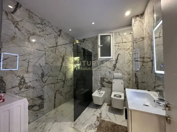 Tirane, shitet apartament 1+1 Kati 3, 80 m² 180.000 € 