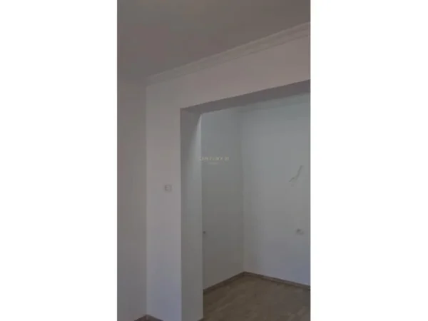 Tirane, shitet apartament 2+1 Kati 5, 73 m² 155.000 € 