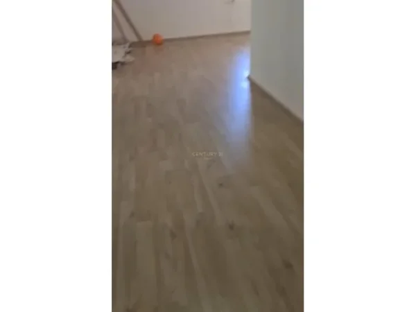 Tirane, shitet apartament 2+1 Kati 5, 73 m² 155.000 € 