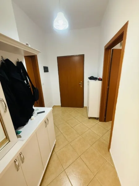 Tirane, jepet me qera apartament 1+1+Ballkon Kati 5, 65 m² 430 € (Astir, Tirane)