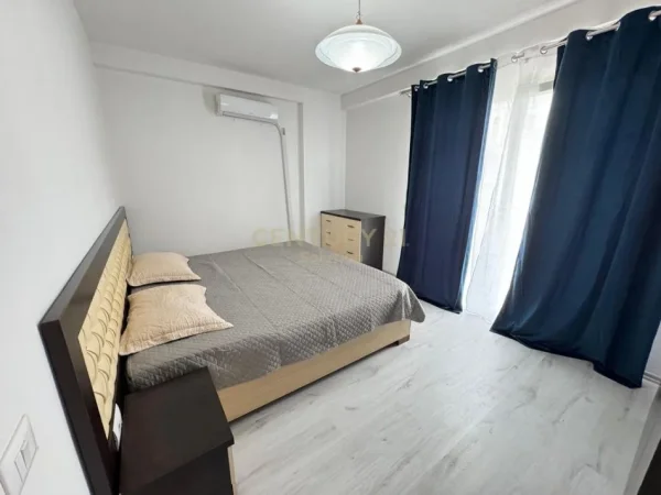 Tirane, jepet me qera apartament 2+1 Kati 2, 92 m² 500 € 