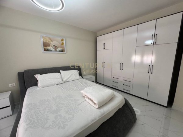 Tirane, jepet me qera apartament 1+1 Kati 6, 60 m² 600 € 