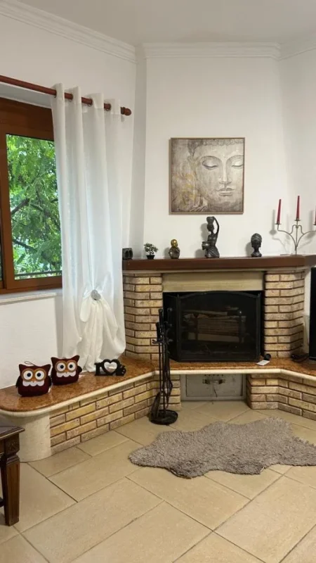 Tirane, jepet me qera apartament 2+1+Ballkon Kati 3, 120 m² 600 € (Pazari i Ri)