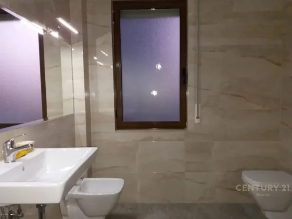 Tirane, jepet me qera apartament 1+1 Kati 2, 80 m² 800 € 