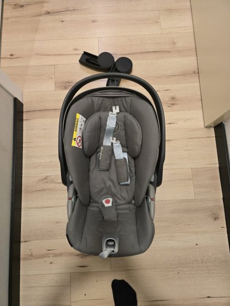 Tirane, shes Cybex Cloud T Car Seat 180 €