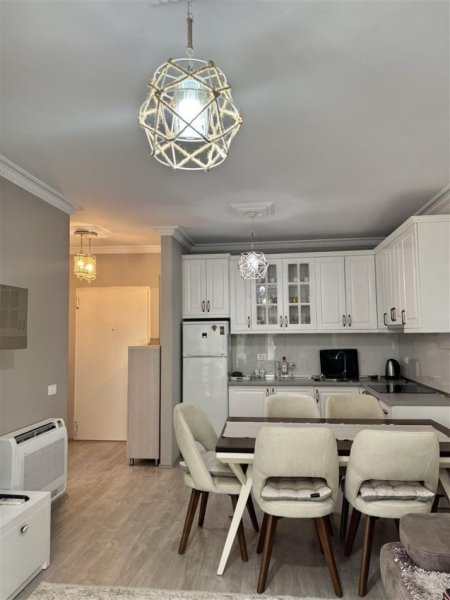 Tirane, jepet me qera apartament 1+1 Kati 3, 60 m² 550 € (Rruga ndre mjeda)
