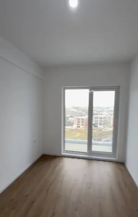 Tirane, shitet apartament 1+1 Kati 2, 61 m² 85.000 € 