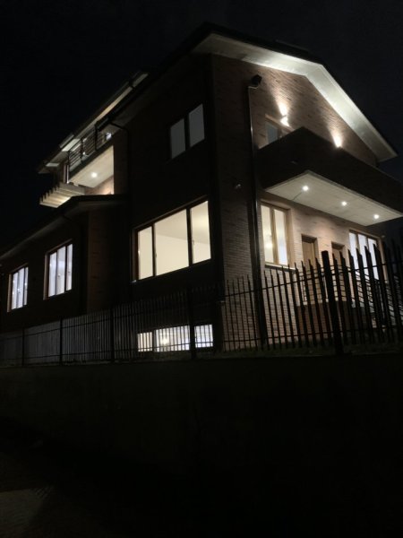 Tirane, jap me qera Vile 3 Katshe , 560 m² (Xhafer Shaba)