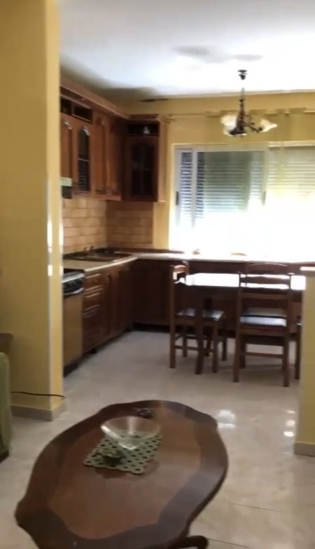 Tirane, shes apartament 2+1+Aneks+Ballkon Kati 4, 91 m² 134.501 € (Rr.Dibres,Ministria e Mbrojtjes)