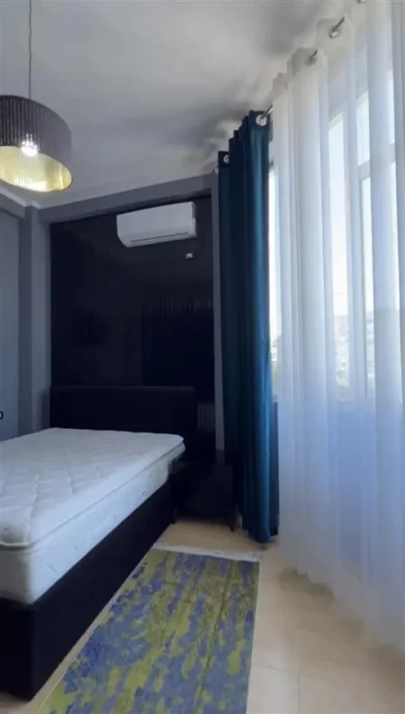 Tirane, jepet me qera apartament 1+1 Kati 1, 58 m² 400 € (Prane Restorant Fresku , rruga Dalip Topi)