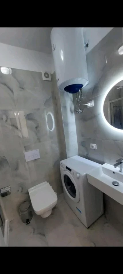 Golem, jepet me qera apartament 1+1 Kati 2, 55 m² 400 € (Rruga Kristal, Golem, Albania)