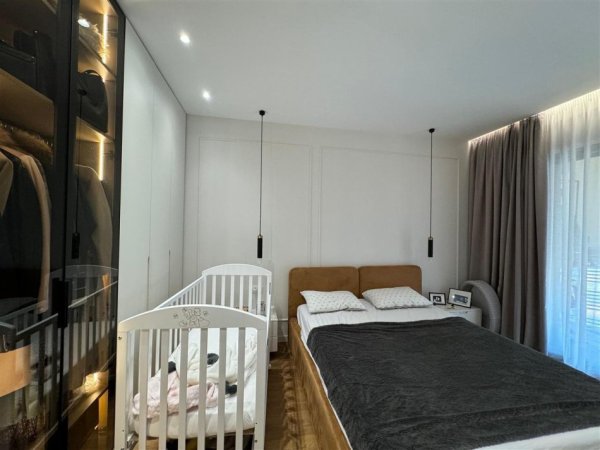 Tirane, jepet me qera apartament 1+1+Ballkon Kati 5, 70 m² 700 € (Rruga ndre mjeda)
