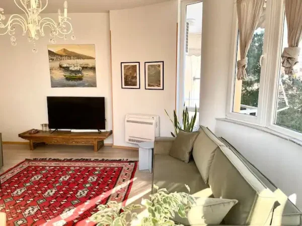 Tirane, shitet apartament 3+1+Ballkon Kati 3, 136 m² 260.000 € (rruga panorama)