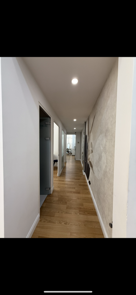 Tirane, shes ambjent biznesi Kati 2, 100 m² 150.000 € 