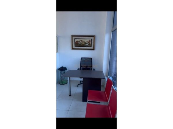 Durres, jepet me qera ambjent biznesi Kati 0, 47 m² 400 € (URA DAJLANIT,DURRES)