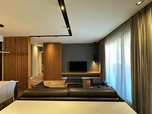 Tirane, jepet me qera apartament 2+1 Kati 5, 100 m² 1.500 € (Rruga Abdi Toptani)