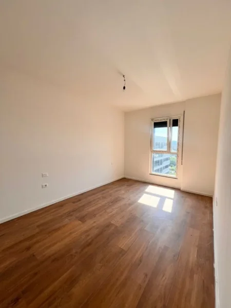 Tirane, jepet me qera apartament 1+1 Kati 8, 70 m² 450 € (Don Bosko)