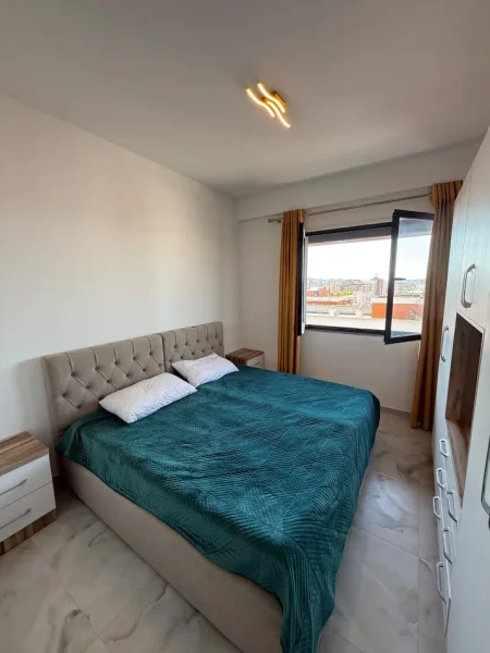 Tirane, jepet me qera apartament 2+1+Aneks+Ballkon Kati 8, 114 m² 700 € (Rezidenca Oasis 1)