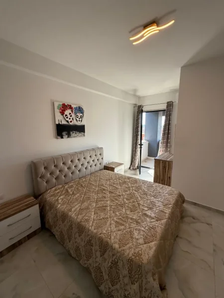 Tirane, jepet me qera apartament 2+1+Aneks+Ballkon Kati 8, 114 m² 700 € (Rezidenca Oasis 1)