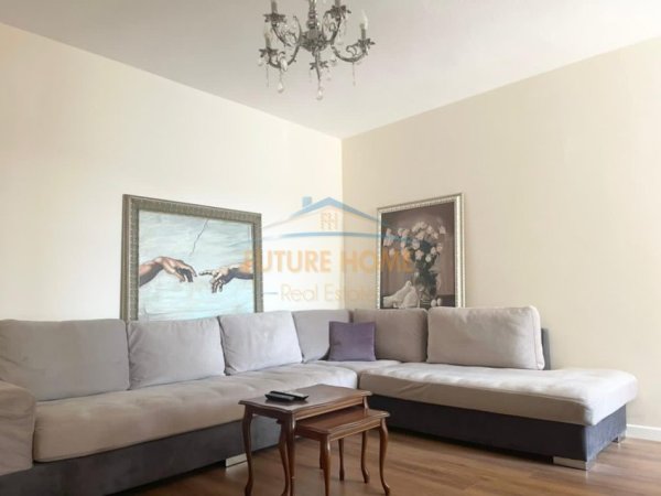 Tirane, shitet apartament 1+1+Ballkon Kati 10, 64 m² 155.000 € (Komuna e Parisit)