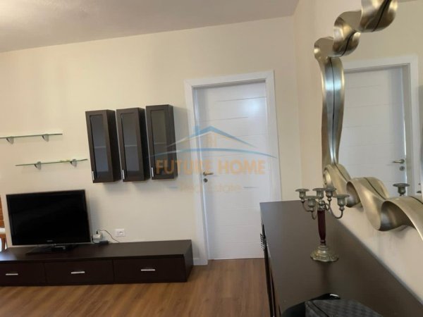 Tirane, shitet apartament 1+1+Ballkon Kati 10, 64 m² 155.000 € (Komuna e Parisit)