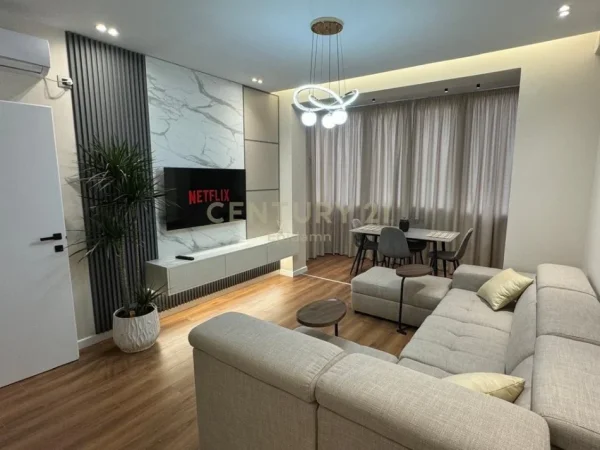 Durres Plazh, shitet apartament 1+1 Kati 8, 65 m² 129.000 € (Plazh Iliri)