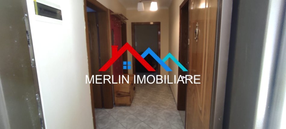 Tirane, jepet me qera apartament 2+1+Ballkon Kati 1, 90 m² 500 € (RRUGA FERIT XHAJKO)