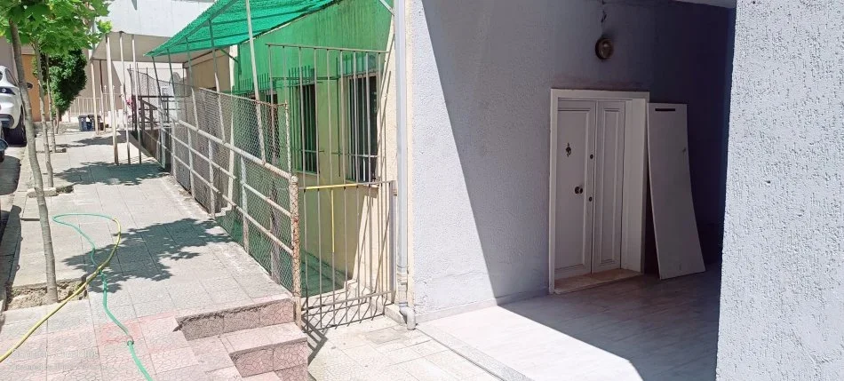 Tirane, shes apartament 2+1 Kati 0, 103 m² 165.000 € (Eduard mano)