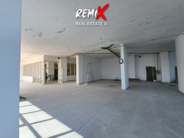 Durres, jepet me qera ambjent biznesi Kati 2, 400 m² 1.500 € 