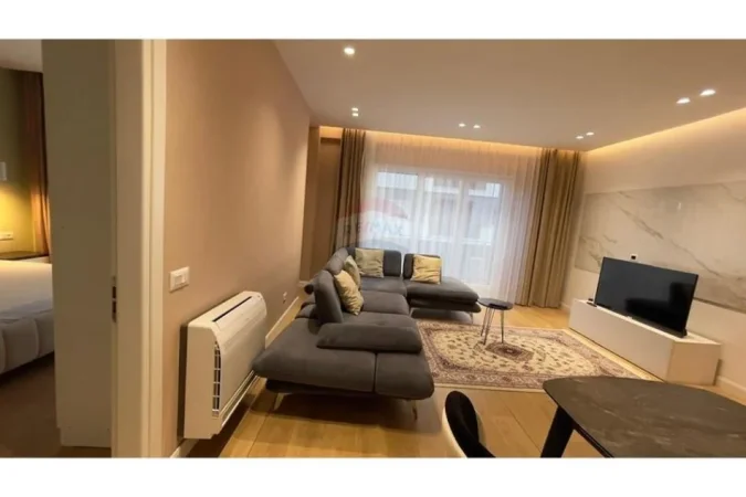 Tirane, jepet me qera apartament 2+1 Kati 1, 90 m² 800 € (rruga e dibres)