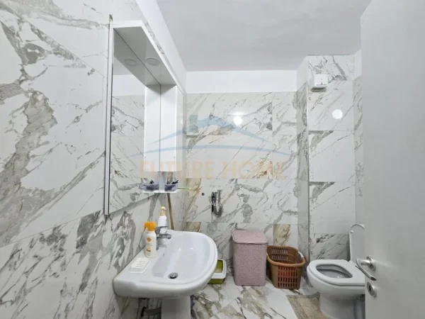 Durres, shitet apartament 2+1+Ballkon Kati 3, 98 m² 180.000 €