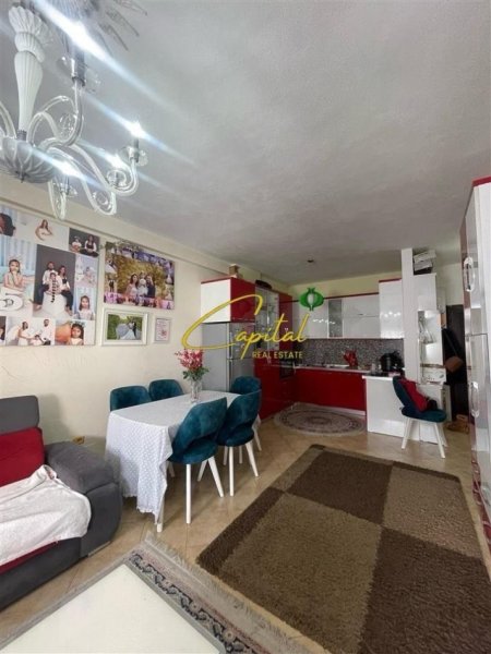 Tirane, jepet me qera apartament 1+1 Kati 6, 73 m² 400 € (MISTO MAME)