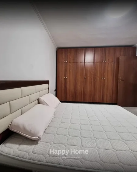 Tirane, shitet apartament 2+1+Ballkon Kati 3, 100 m² 260.000 € 