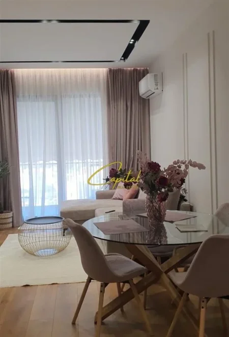 Tirane, jepet me qera apartament 1+1 Kati 5, 70 m² 700 € (RRUGA NDRE MJEDA)