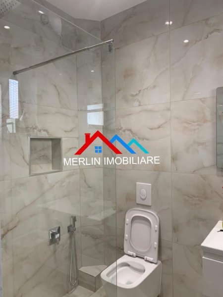 Tirane, jepet me qera zyre Kati 1, 62 m² 500 € (RRUGA MUHAMET GJOLLESHA)